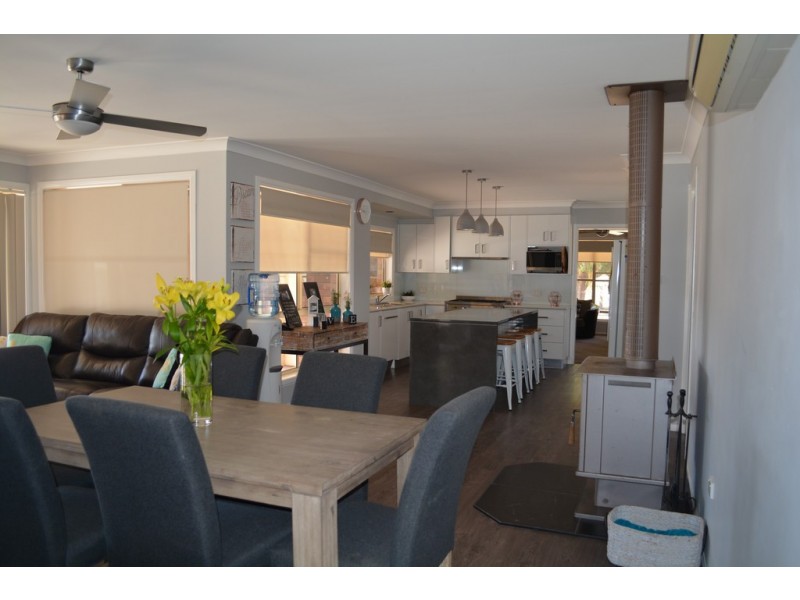 296 The Welcome Road, Parkes NSW 2870