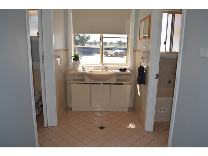 296 The Welcome Road, Parkes NSW 2870