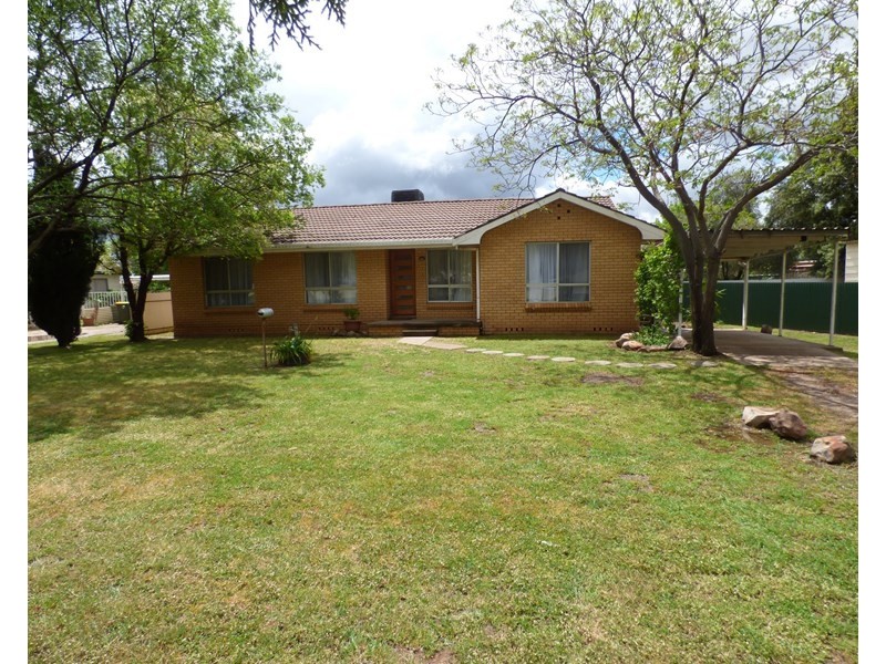 8 Bogan Gate Road, Forbes NSW 2871
