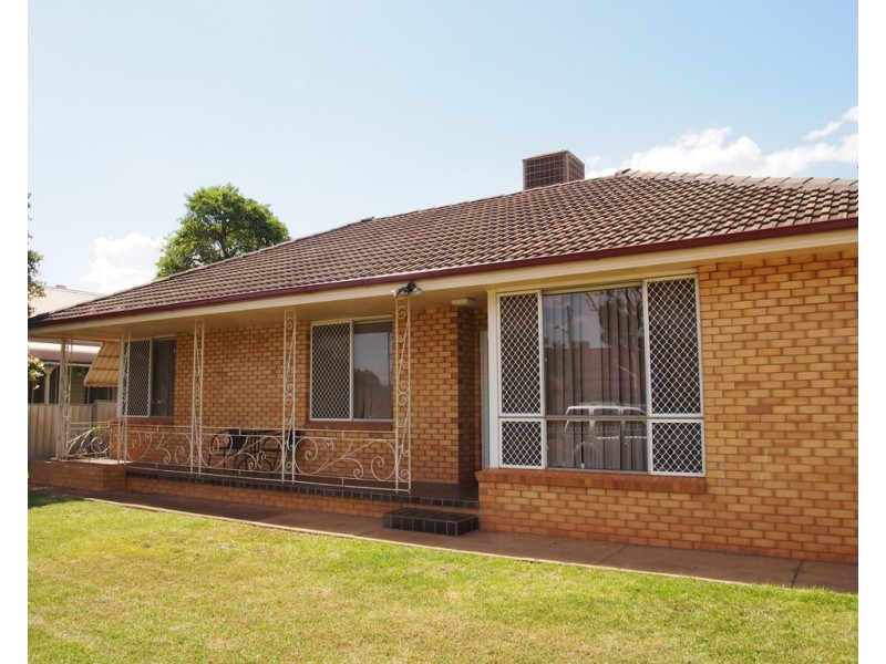 133a Bathurst Street, Condobolin NSW 2877