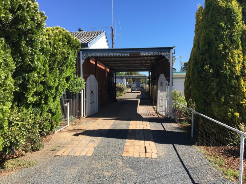 24 Forrester Street, Forbes NSW 2871