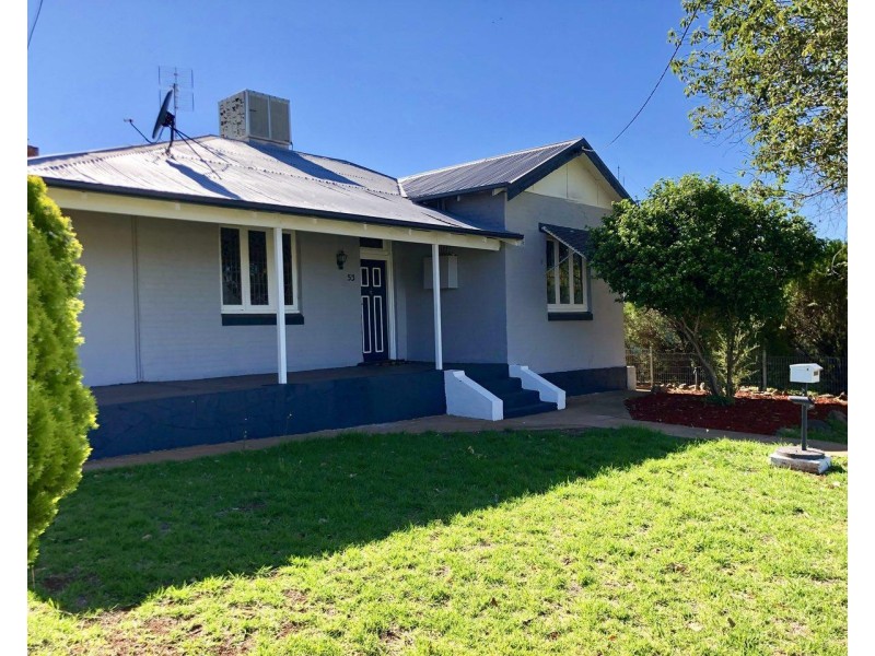 53 Albert Street, Parkes NSW 2870