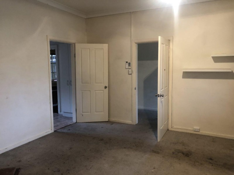 11a Close Street, Parkes NSW 2870