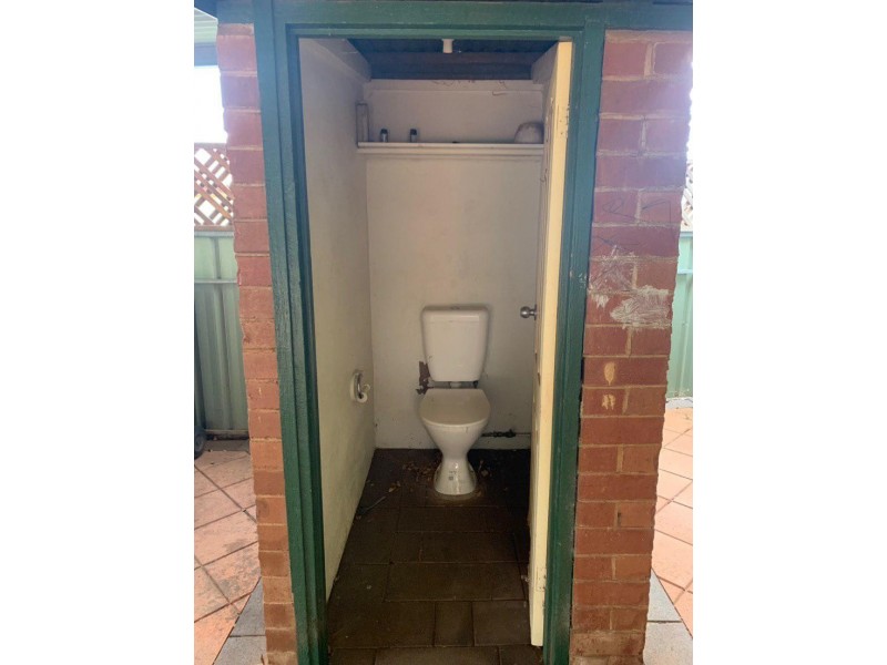 11a Close Street, Parkes NSW 2870