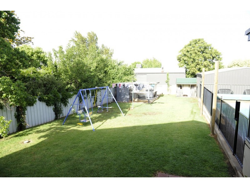 33 Church Street, Forbes NSW 2871