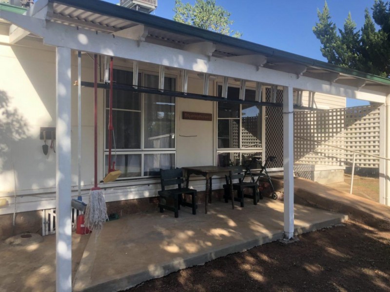 114 Euchie Street, Peak Hill NSW 2869