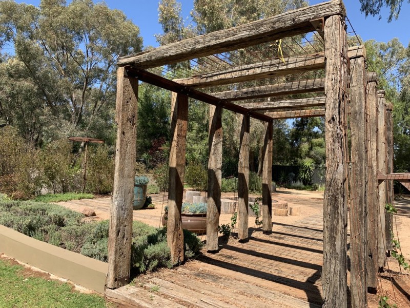 “Alkira” 202 Military Road, Parkes NSW 2870