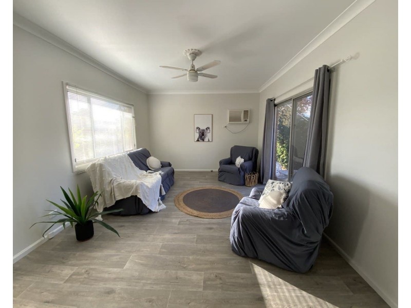 112 Orange Street, Condobolin NSW 2877