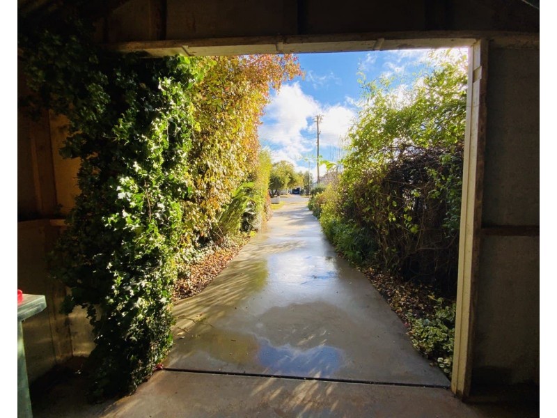 112 Orange Street, Condobolin NSW 2877