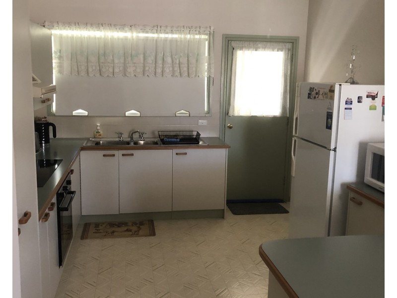 4/2 High Street, Parkes NSW 2870