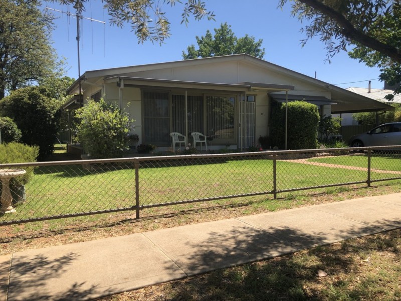 9 Captain Wilson Avenue, Parkes NSW 2870