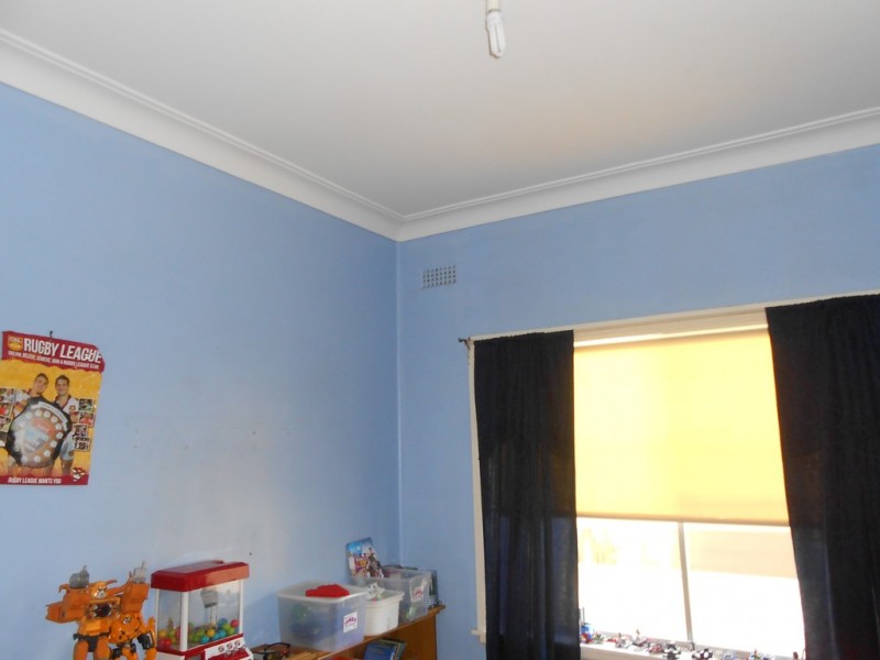 11 Wattle Street, Parkes NSW 2870