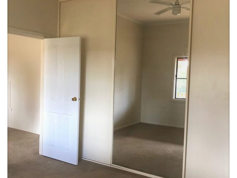 13 Callaghan Street, Parkes NSW 2870