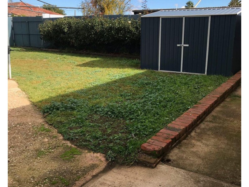 13 Callaghan Street, Parkes NSW 2870