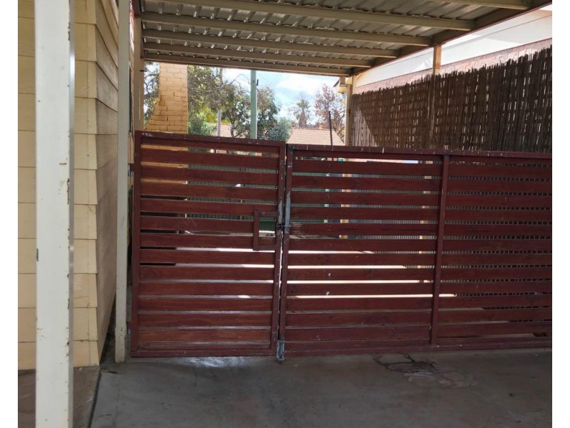 13 Callaghan Street, Parkes NSW 2870