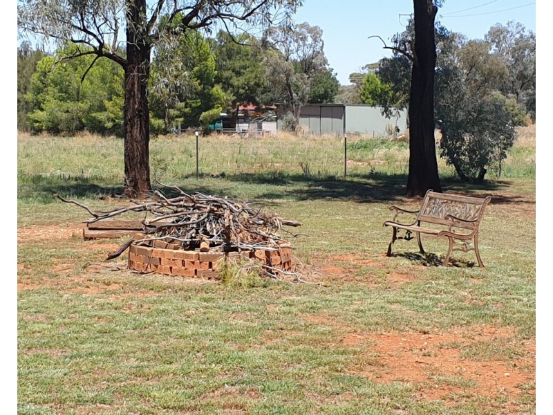 209 Back Trundle Road, Parkes NSW 2870