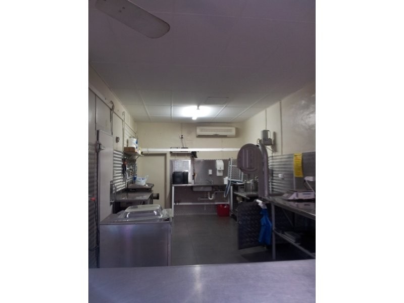 74 Caswell Street, Peak Hill NSW 2869