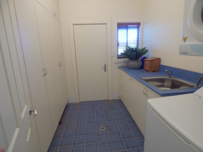 16 South Lead Road, Forbes NSW 2871