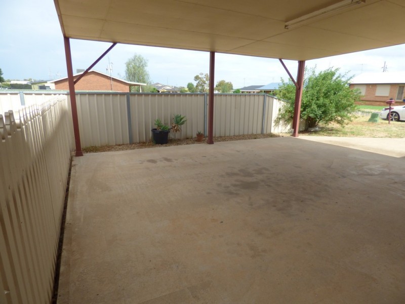 7 Powter Street, Forbes NSW 2871