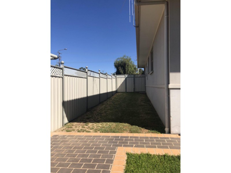 13 Koala Street, Parkes NSW 2870