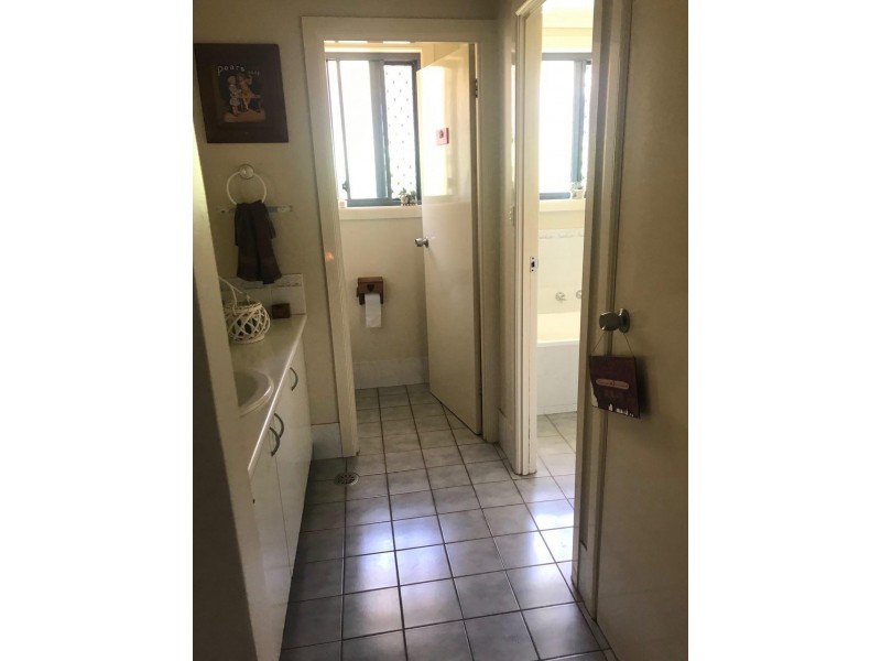 3 Thomas Tom Crescent, Parkes NSW 2870