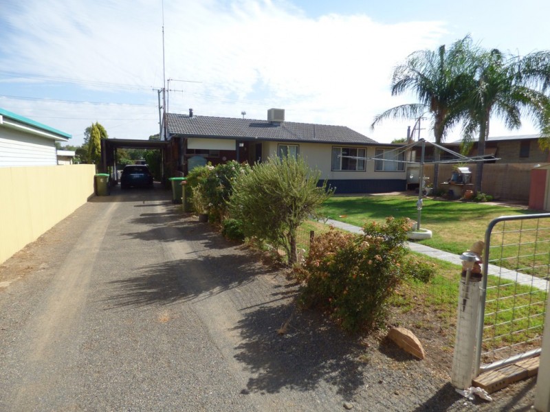 24 Forester Street, Forbes NSW 2871