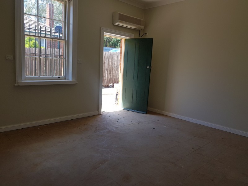 39 Currajong Street, Parkes NSW 2870
