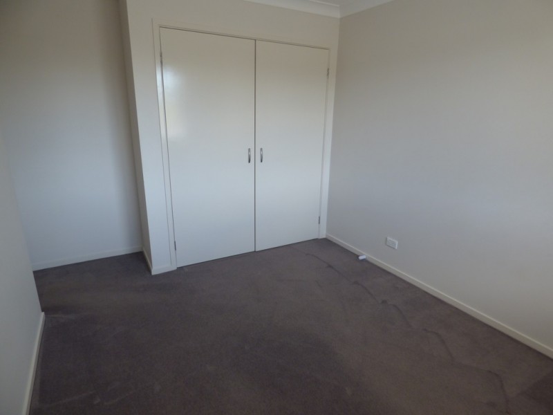 10 John Girdham Place, Forbes NSW 2871