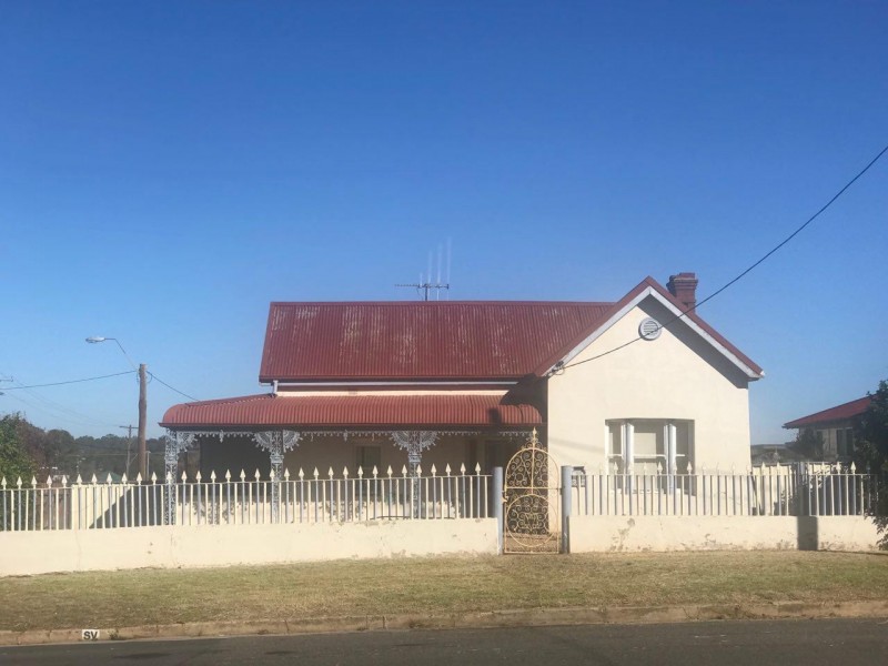 5 Cecile Street, Parkes NSW 2870