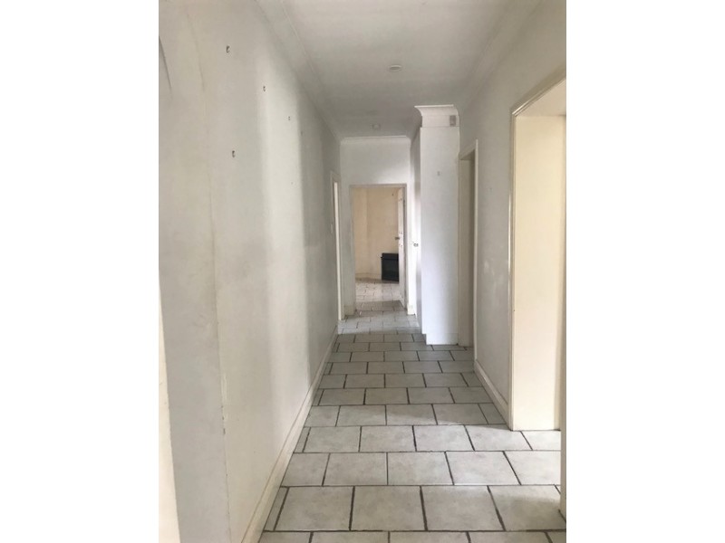 5 Cecile Street, Parkes NSW 2870