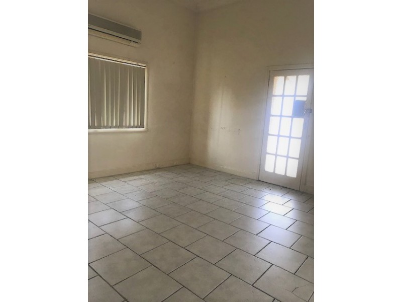 5 Cecile Street, Parkes NSW 2870