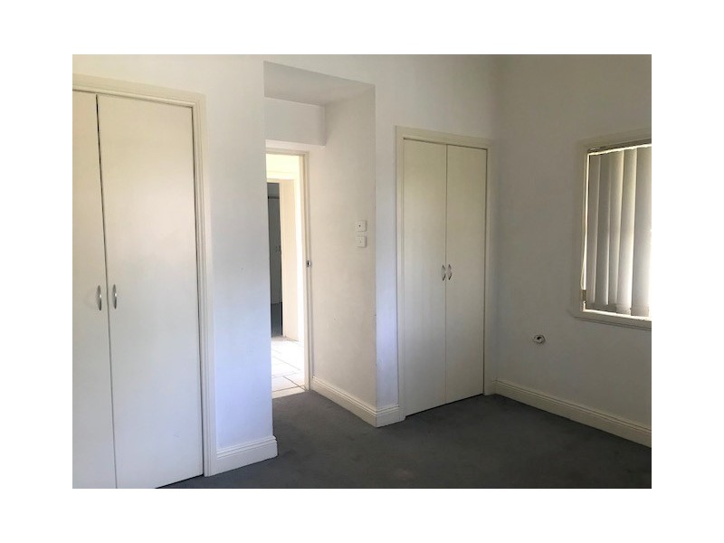 5 Cecile Street, Parkes NSW 2870