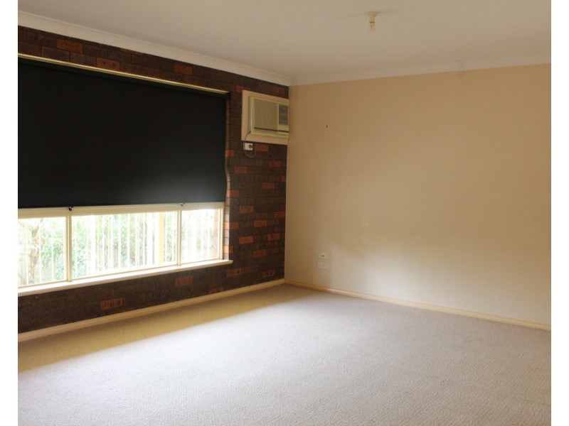 2/22 Howard Street, Parkes NSW 2870
