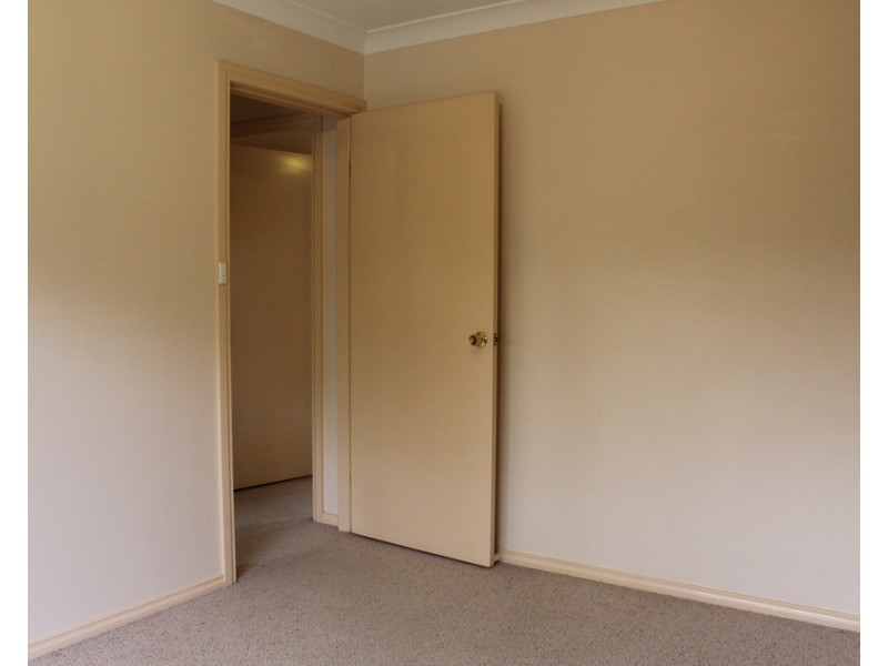 2/22 Howard Street, Parkes NSW 2870