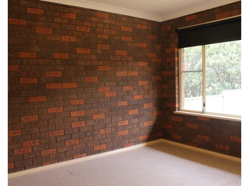 2/22 Howard Street, Parkes NSW 2870