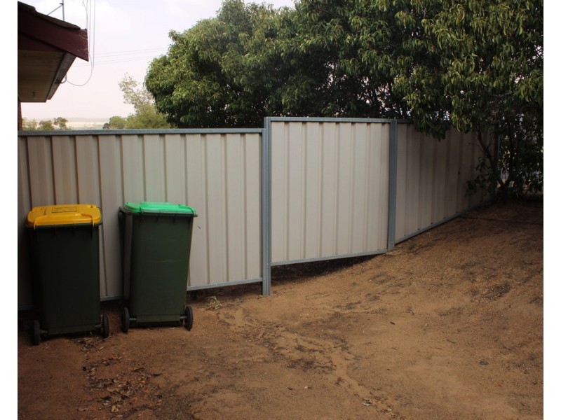 2/22 Howard Street, Parkes NSW 2870