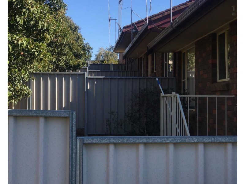 2/22 Howard Street, Parkes NSW 2870