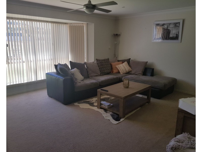 10 Noonan Street, Parkes NSW 2870