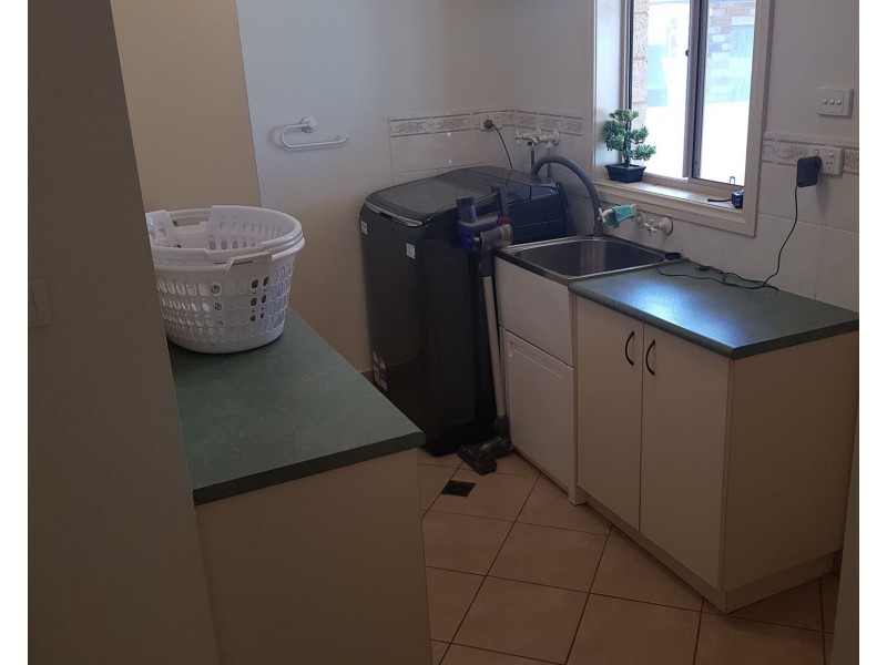 10 Noonan Street, Parkes NSW 2870