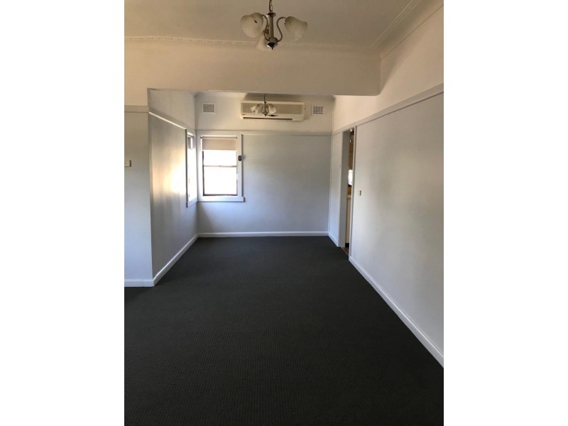 1 Melbourne Street, Parkes NSW 2870