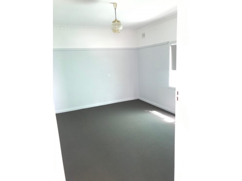 1 Melbourne Street, Parkes NSW 2870