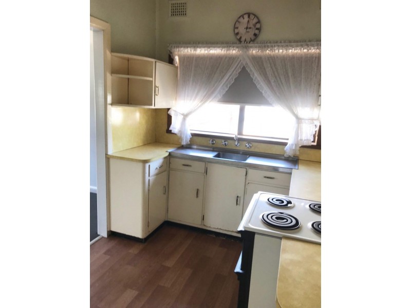 1 Melbourne Street, Parkes NSW 2870