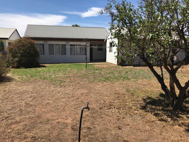 1 Melbourne Street, Parkes NSW 2870