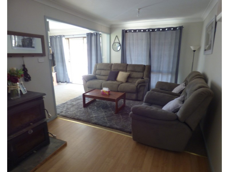 23 Evelyn Street, Eugowra NSW 2806