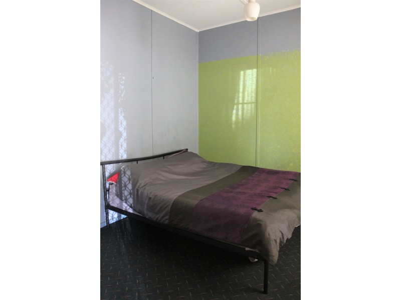 106 Clarinda street, Parkes NSW 2870
