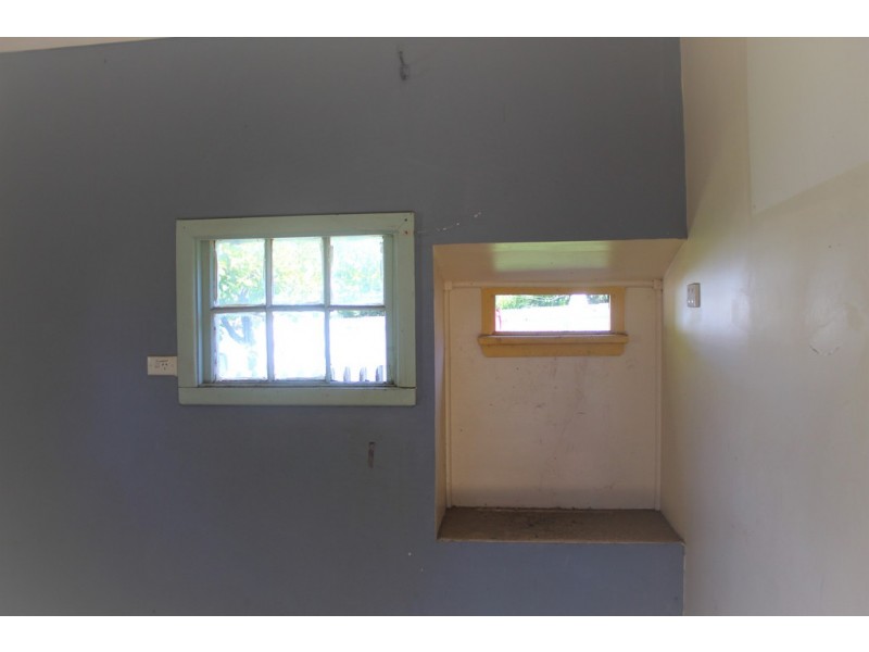 106 Clarinda street, Parkes NSW 2870