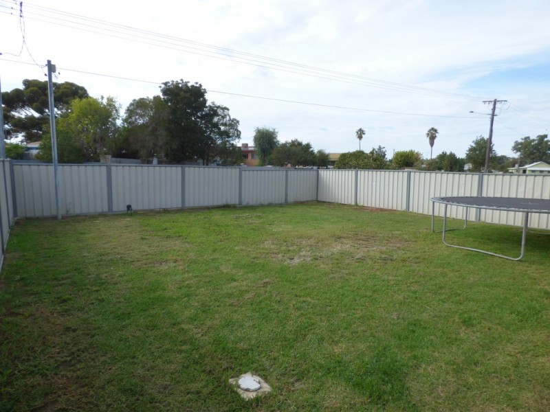 2 Clarence Street, Forbes NSW 2871