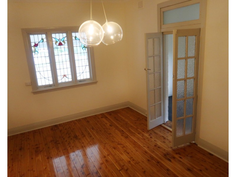 53 Albert Street, Parkes NSW 2870