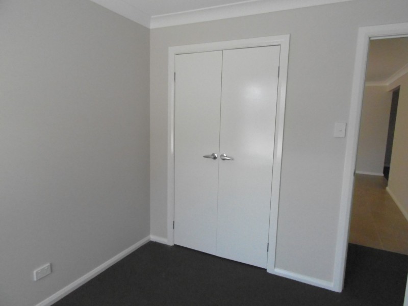6 Jones Street, Parkes NSW 2870
