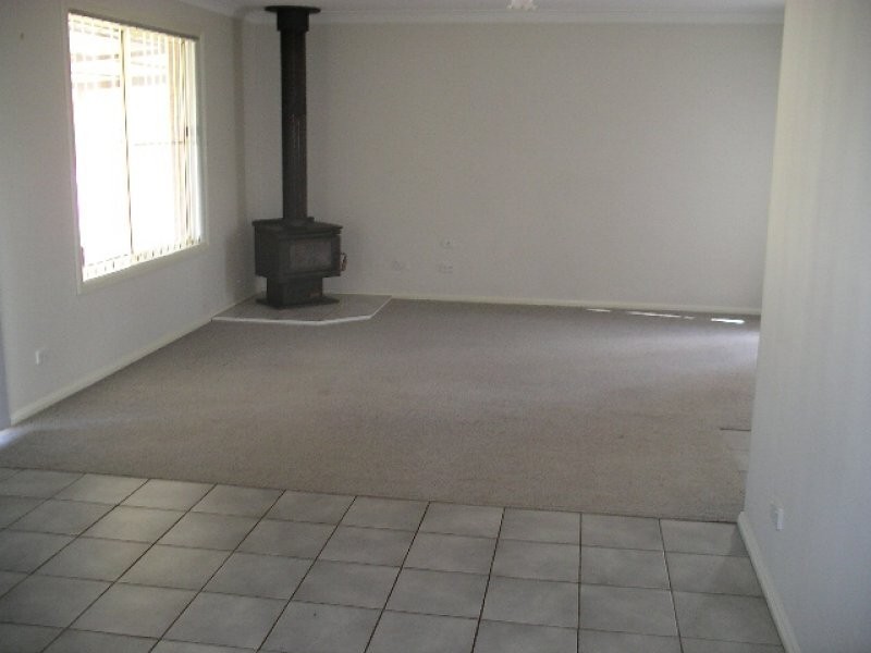 19 Danilenko Street, Parkes NSW 2870